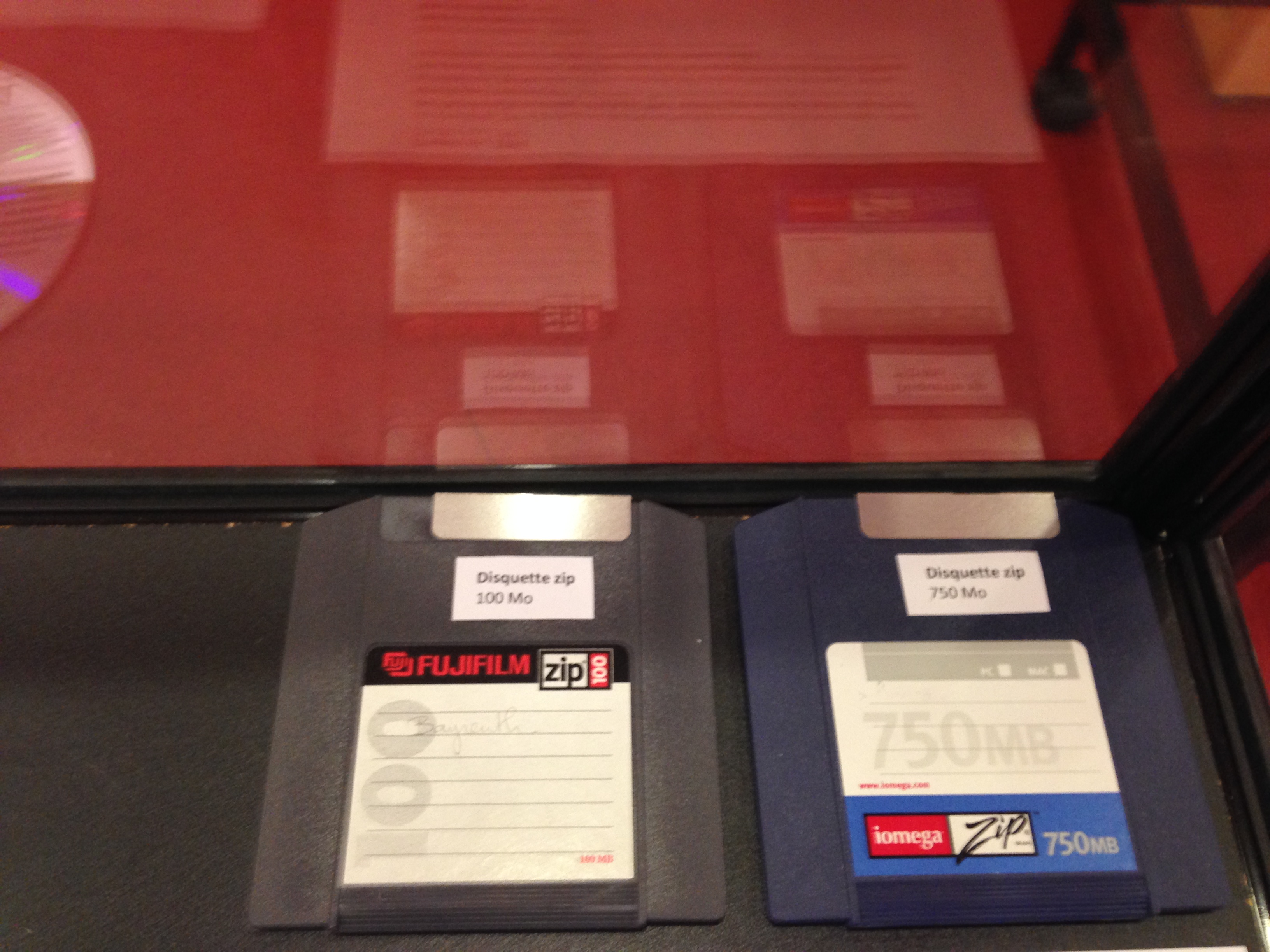 Disque zip, 1994
