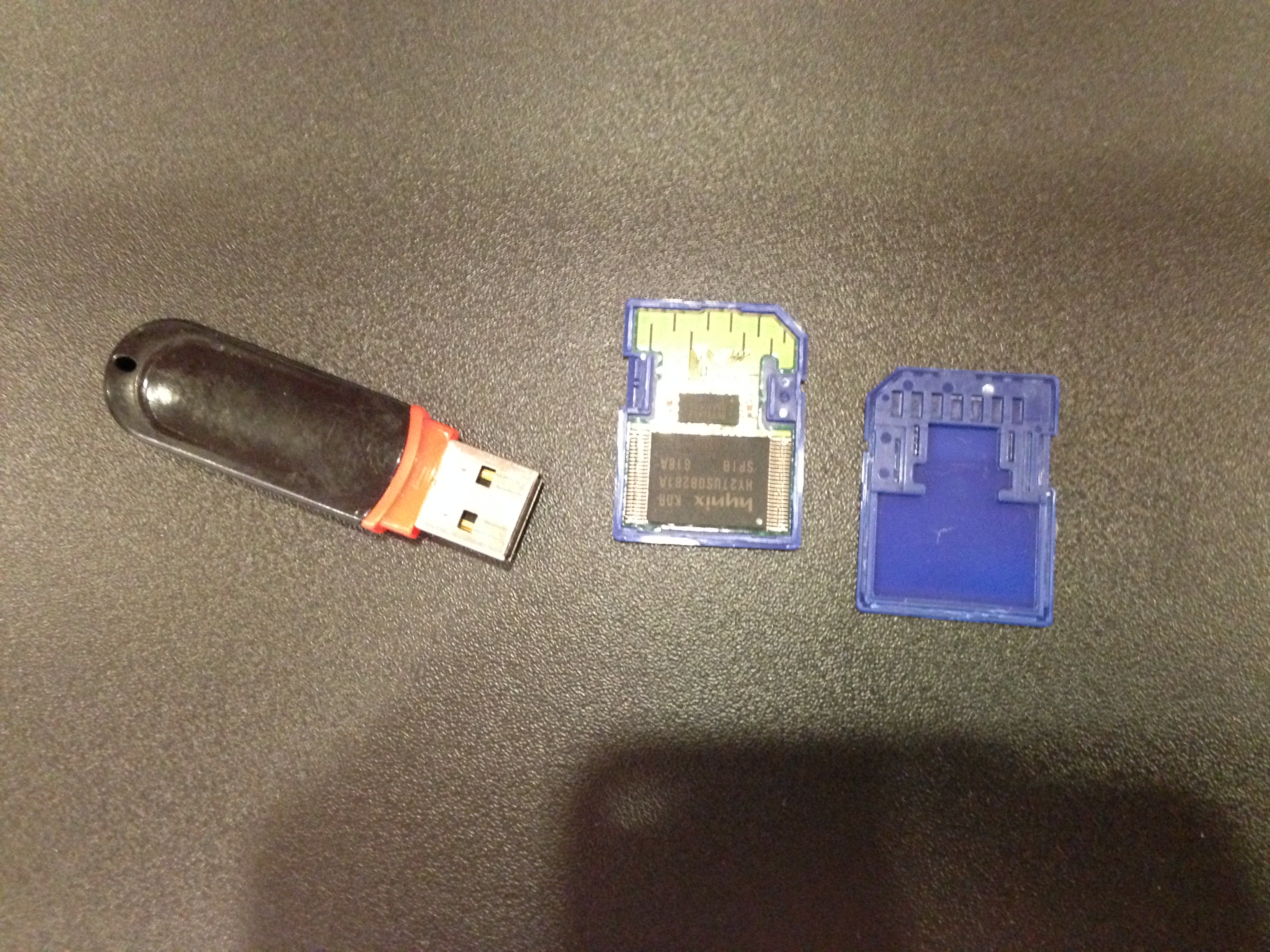 Mémoire flash (carte SD, clé USB…), 1988