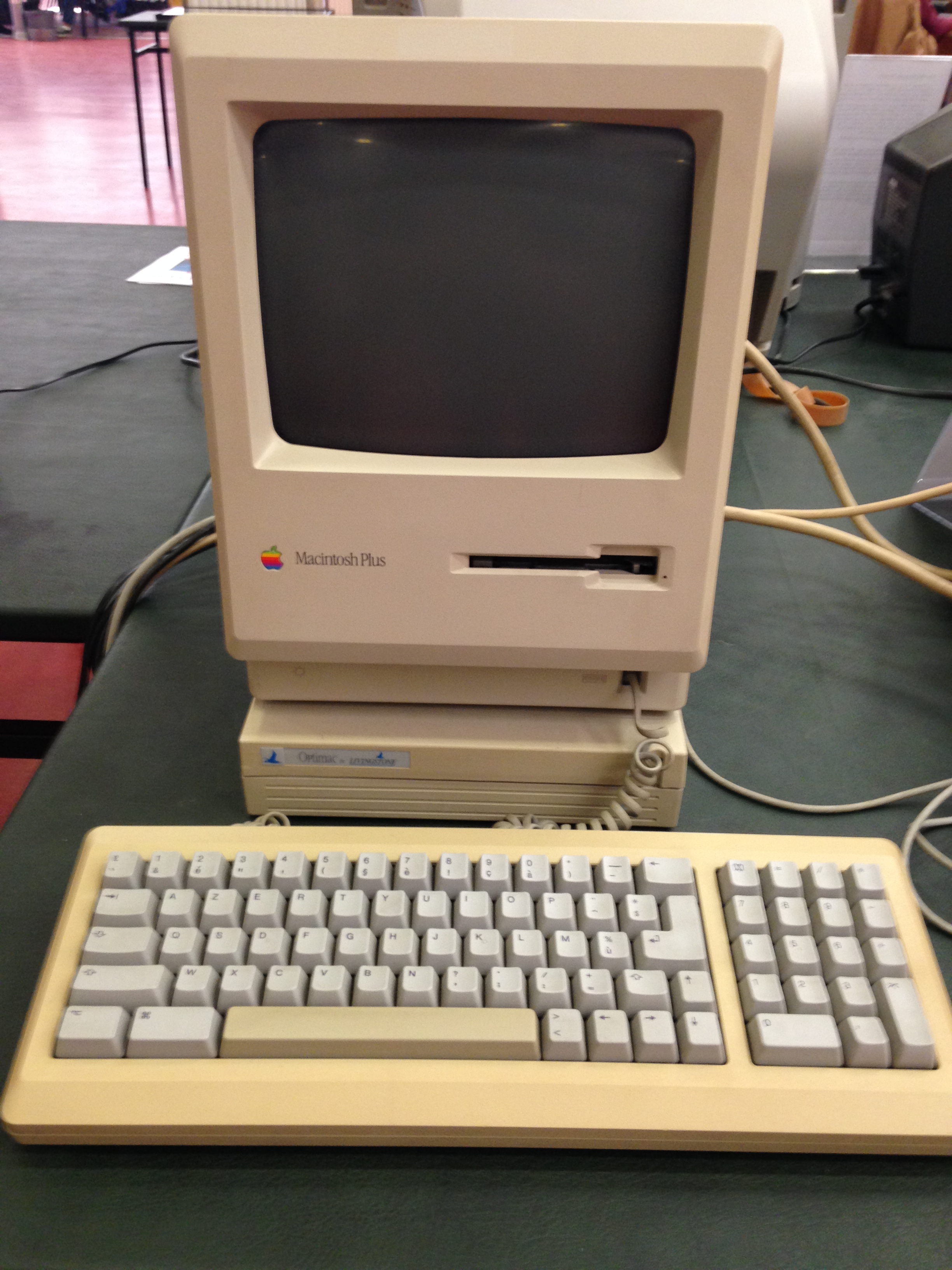 Macintosh Plus, 1986